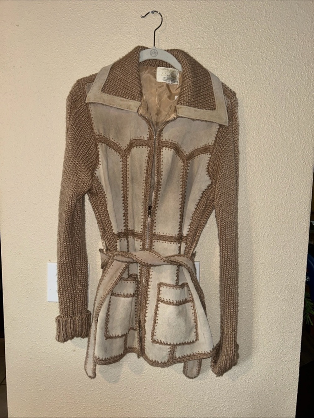 Vintage Beige Knit-Trimmed Suede Jacket with Belt